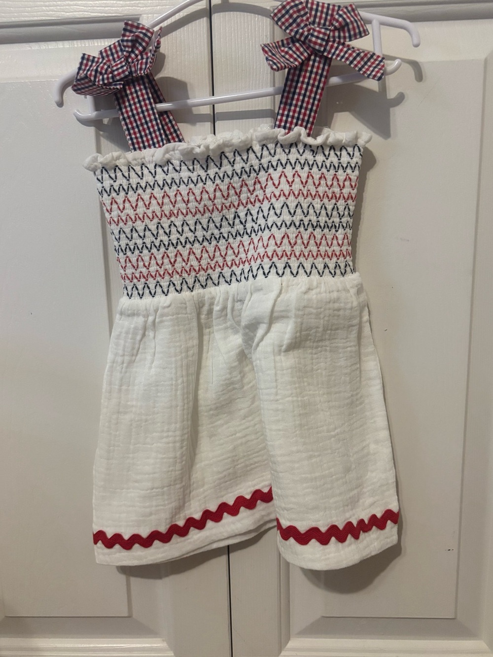 NWT Mud Pie White Smocked Sundress with Red & Navy Trim size 12-18m